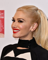Gwen Stefani Longsleeve T-shirt #2921786