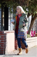 Gwen Stefani Longsleeve T-shirt #3029556