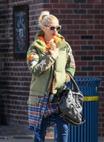 Gwen Stefani Longsleeve T-shirt #3029561