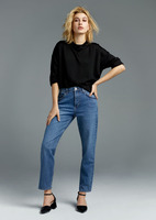 Hailey Baldwin Longsleeve T-shirt #2466903