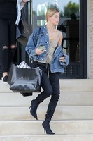 Hailey Baldwin mug #G944973
