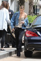 Hailey Baldwin Longsleeve T-shirt #2702876