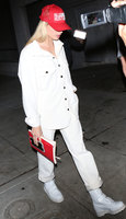Hailey Baldwin Longsleeve T-shirt #2805776