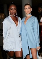 Hailey Baldwin longsleeve t-shirt #2915509