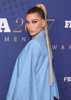Hailey Baldwin mug #G1157704