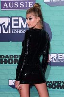 Hailey Baldwin mug #G1157707