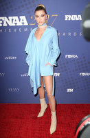 Hailey Baldwin Longsleeve T-shirt #2915655