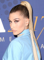 Hailey Baldwin mug #G1157756
