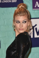 Hailey Baldwin mug #G1157773