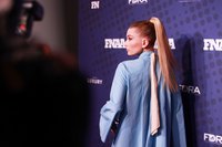 Hailey Baldwin Longsleeve T-shirt #2915683