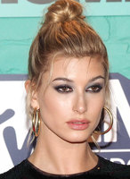 Hailey Baldwin mug #G1157795