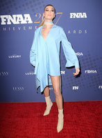 Hailey Baldwin Sweatshirt #2915728