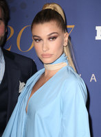 Hailey Baldwin mug #G1157864