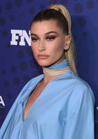Hailey Baldwin mug #G1157873
