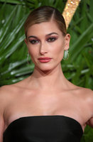 Hailey Baldwin mug #G1189857