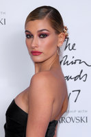 Hailey Baldwin mug #G1190078
