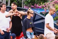 Hailey Baldwin tote bag #G1259554