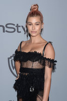 Hailey Baldwin mug #G1259555