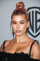 Hailey Baldwin mug #G1259566