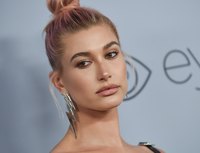 Hailey Baldwin mug #G1259683