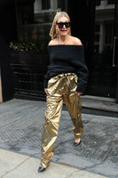 Hailey Baldwin mug #G1316060