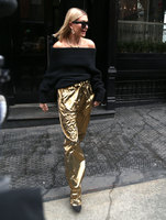 Hailey Baldwin Longsleeve T-shirt #3074032