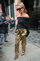 Hailey Baldwin mug #G1316136