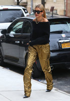 Hailey Baldwin mug #G1316157