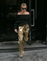 Hailey Baldwin mug #G1316185