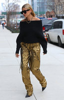 Hailey Baldwin Tank Top #3074124