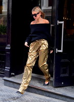 Hailey Baldwin Tank Top #3074129
