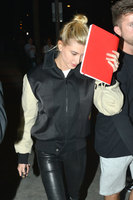Hailey Baldwin mug #G1344096