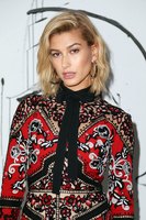Hailey Baldwin mug #G1344107