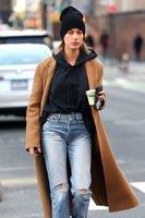 Hailey Baldwin tote bag #G1367841