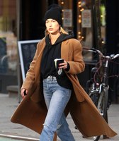 Hailey Baldwin Longsleeve T-shirt #3125745