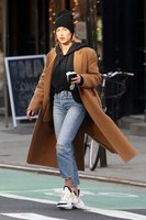 Hailey Baldwin hoodie #3125764