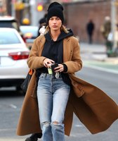 Hailey Baldwin t-shirt #3125770