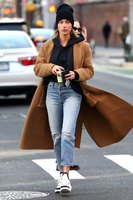 Hailey Baldwin mug #G1367869