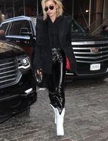 Hailey Baldwin t-shirt #3125784