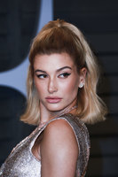 Hailey Baldwin Longsleeve T-shirt #3150158