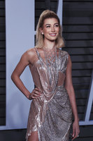 Hailey Baldwin Longsleeve T-shirt #3150182