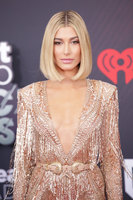 Hailey Baldwin mug #G1404980