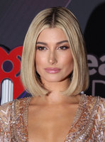 Hailey Baldwin mug #G1405022