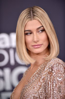 Hailey Baldwin Longsleeve T-shirt #3162925