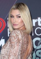 Hailey Baldwin mug #G1405039