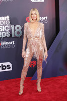 Hailey Baldwin mug #G1405047