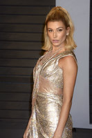 Hailey Baldwin mug #G1405054