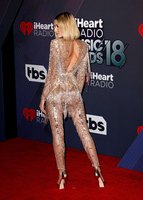 Hailey Baldwin mug #G1405083