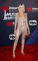 Hailey Baldwin mug #G1405088