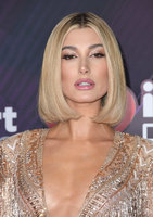 Hailey Baldwin mug #G1405090
